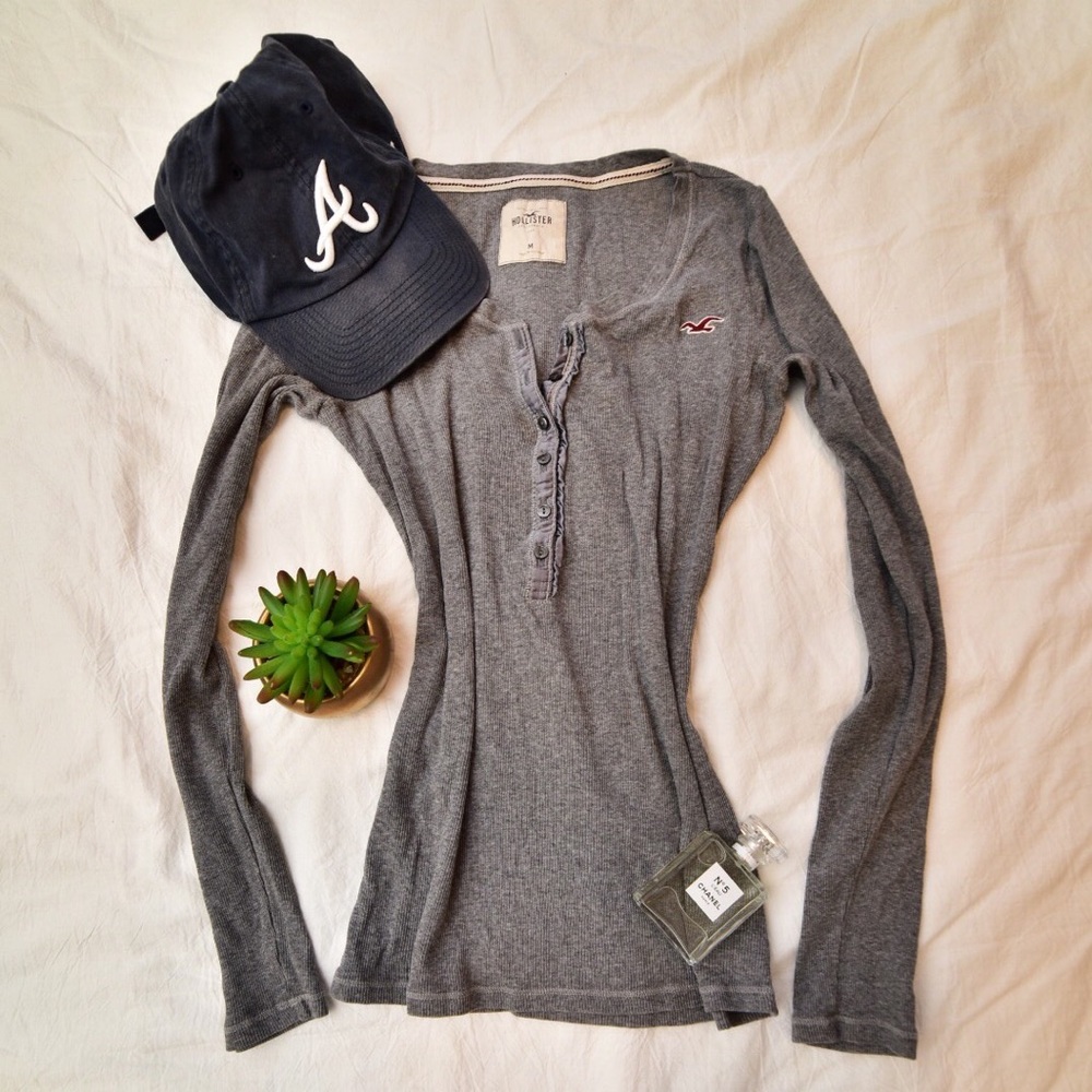 Hollister Henley